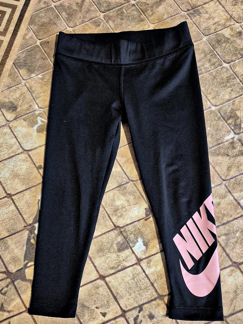 🍀5/30🍀Nike Girls Swoosh Logo Leggings Black & Pink Girls Small